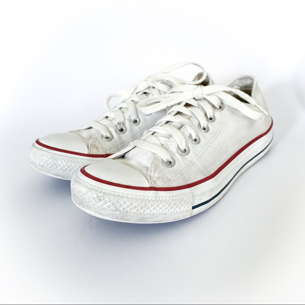 White Converse size 7.5
